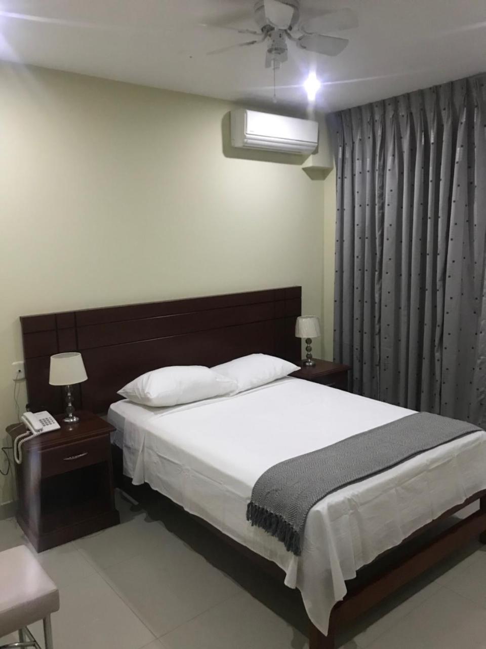 Lc Hoteles פיורה מראה חיצוני תמונה