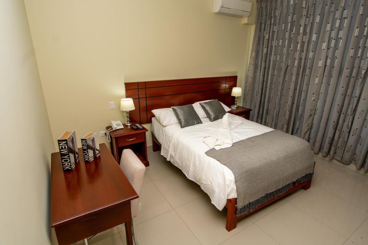 Lc Hoteles פיורה מראה חיצוני תמונה
