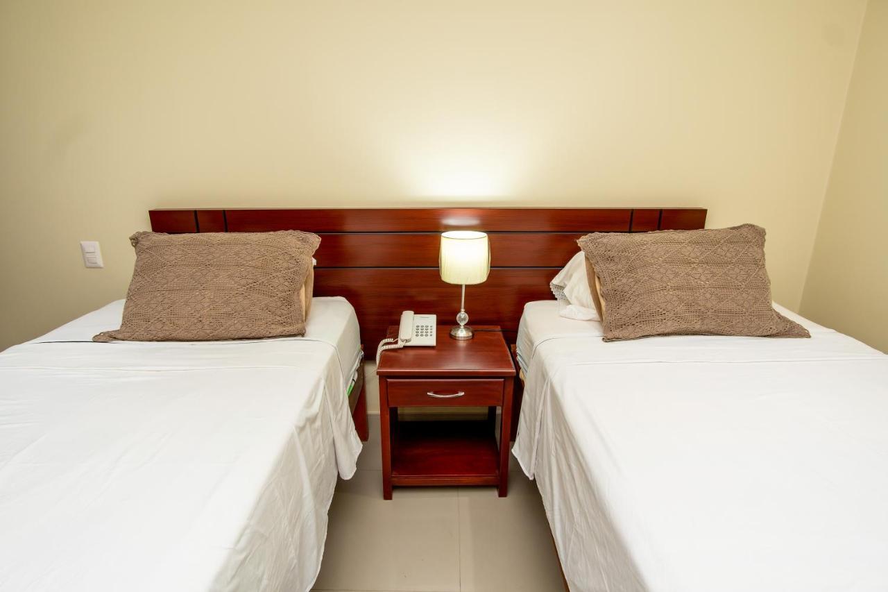 Lc Hoteles פיורה מראה חיצוני תמונה